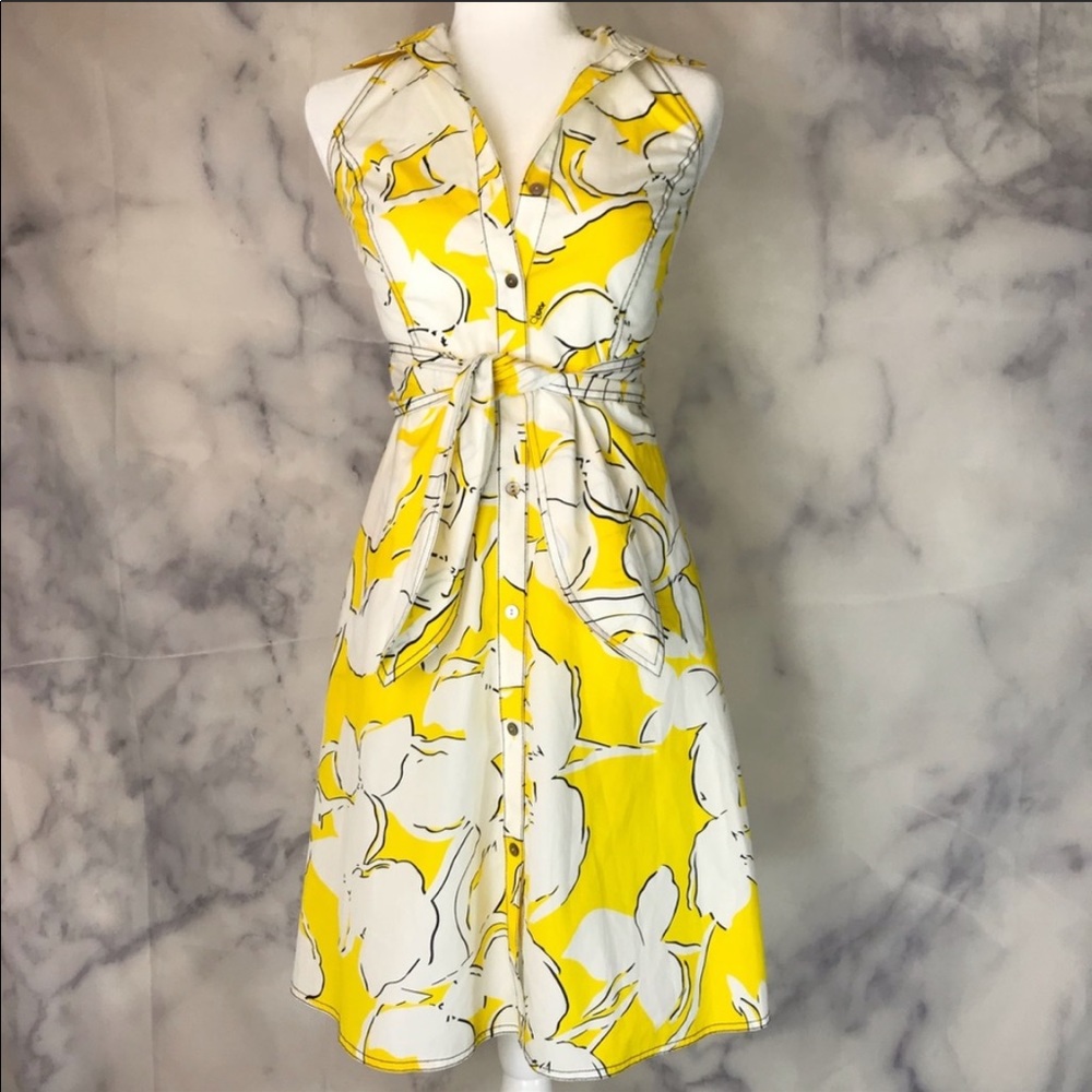 Diane Von Furstenburg dress in size 2 ( DVF )